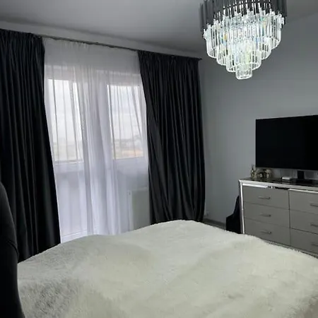 Apartament Mobexpert *
